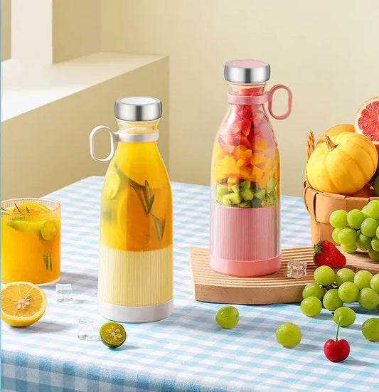 Mini Portable Blender Electric Fruit Juicer Mixers (Random Color)